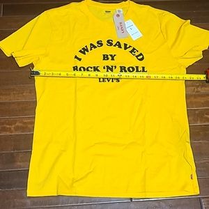 Levi's t shirt